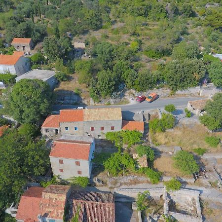 Cottage Melita The Apartment For Animal Lovers Babino Polje Екстер'єр фото