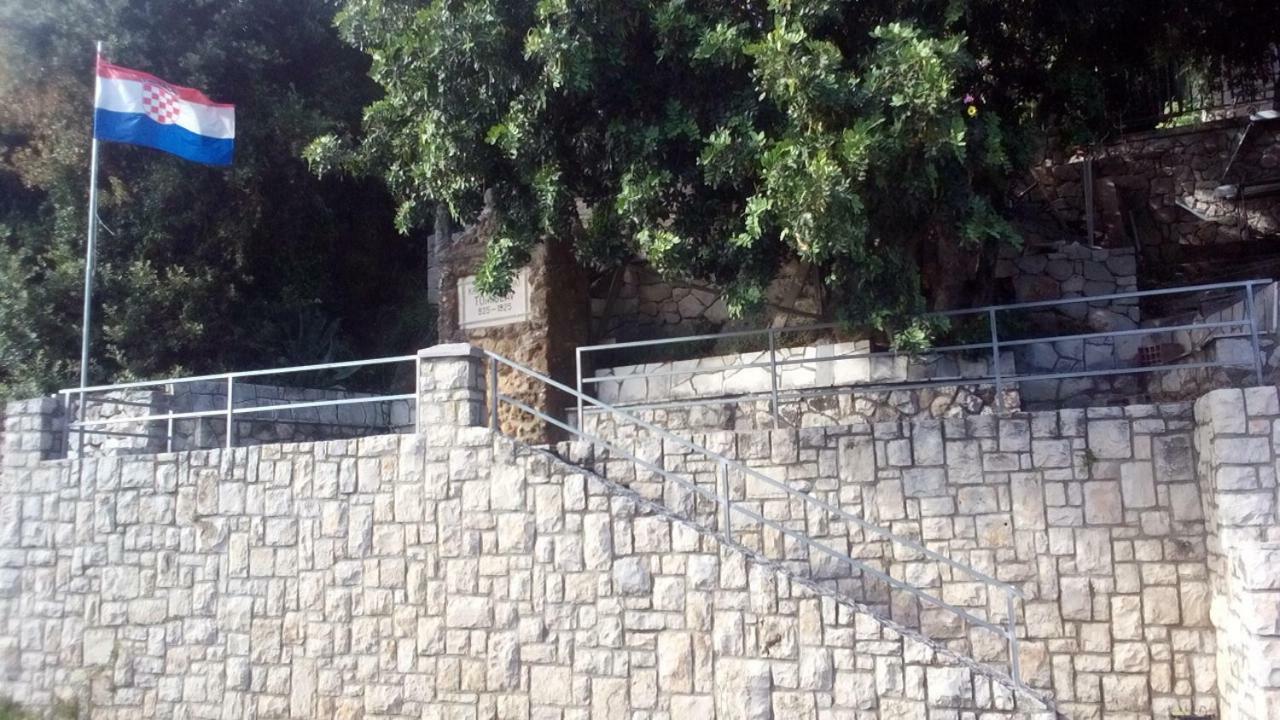 Cottage Melita The Apartment For Animal Lovers Babino Polje Екстер'єр фото